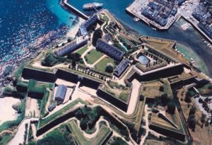 /uploads/images/Revues/Fortification%20Vauban%20_300x205.jpg